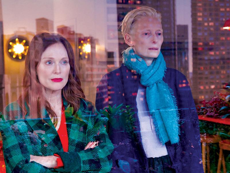 Film Still of Tilda Swinton and Juliane Moore